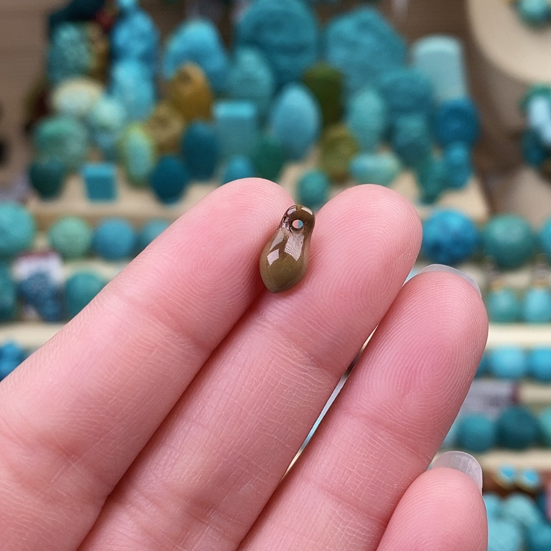 绿松石珠宝奇石未镶嵌