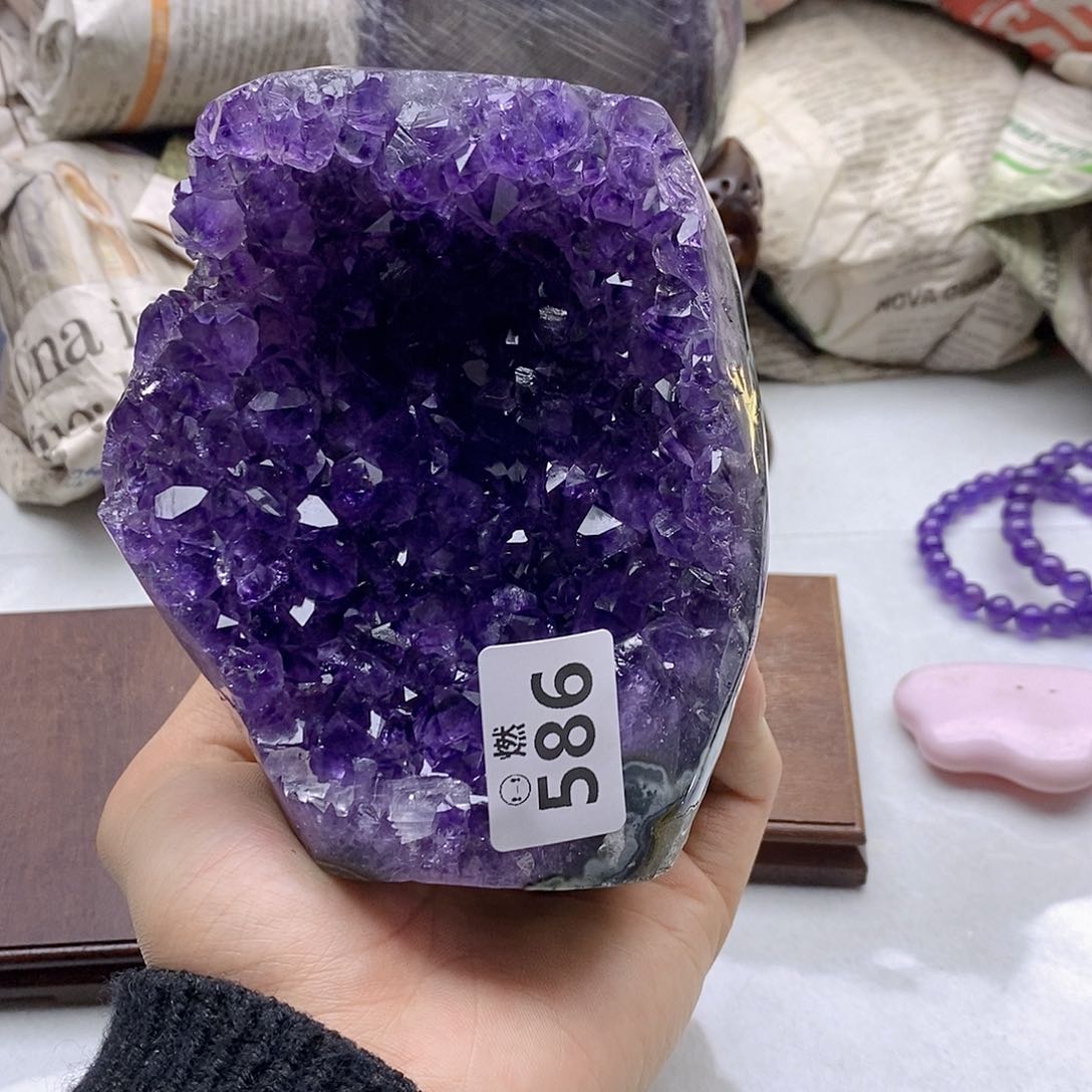 紫晶大型摆件（非配饰）未镶嵌