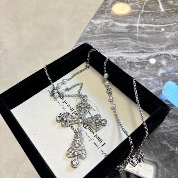 铜合金仿珍珠项链 镂空十字毛衣链XL4002