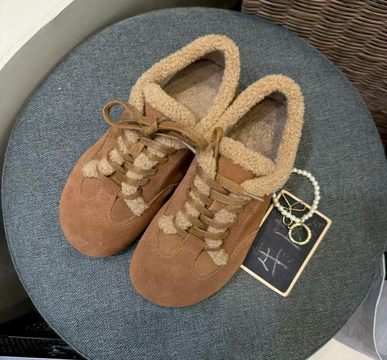 【毛毛家】韩货东大门正品豆豆鞋～No退换~