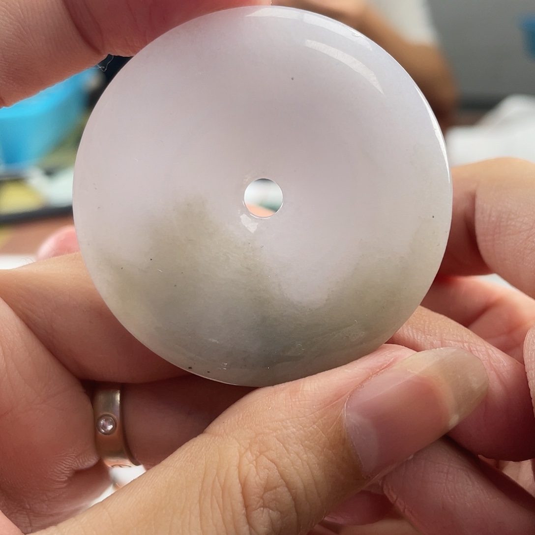 文***闻翡翠未镶嵌颈饰翡翠