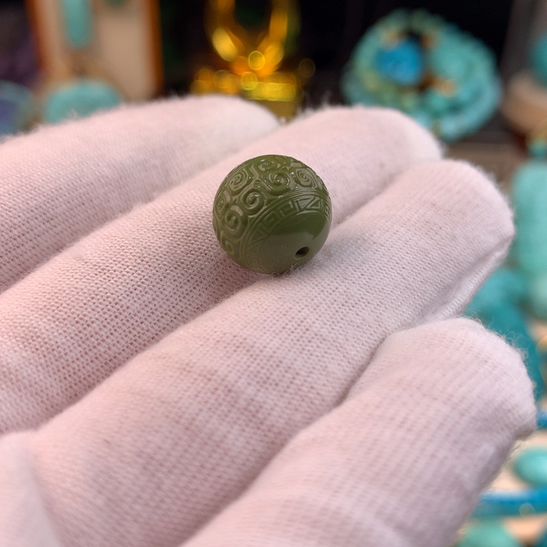 吃***蒜绿松石未镶嵌回纹圆珠卡12.5