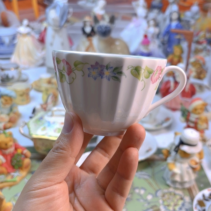 摆件欧洲中古瓷器好看冲鸭！