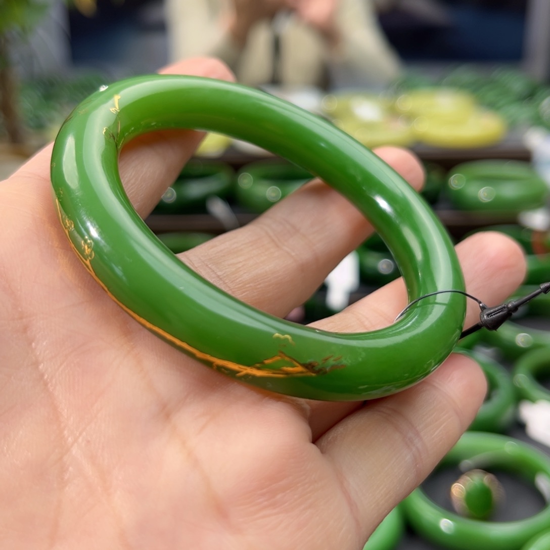 和田玉（碧玉）手镯未镶嵌