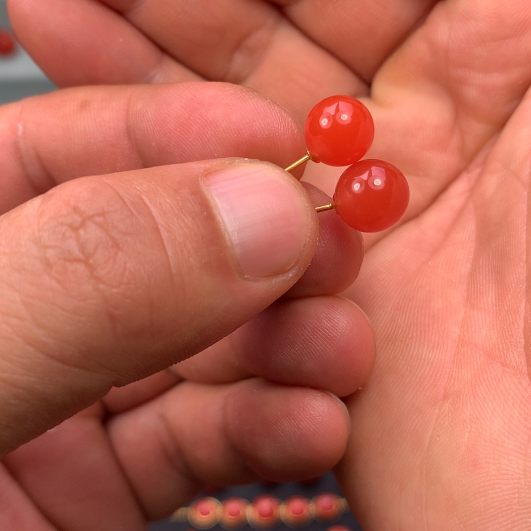 南红玛瑙耳钉18K金镶嵌