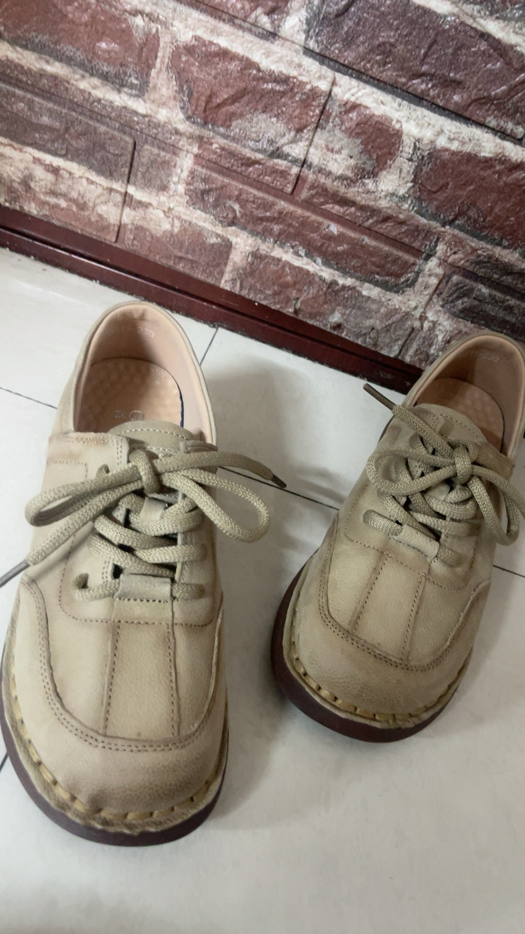 头层牛皮复古时尚小皮鞋女2024新款单鞋舒适软底圆头系带休闲女鞋