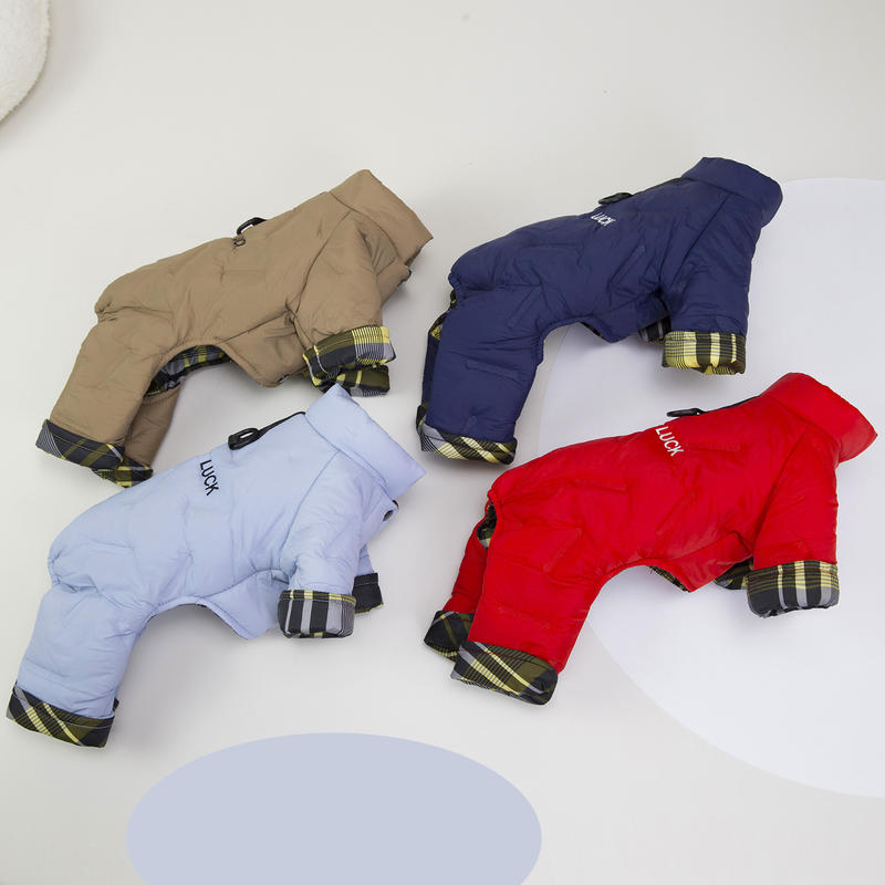 新款狗狗衣服秋冬新款服装泰迪宠物衣服冬季加四腿扎花绣字母棉衣