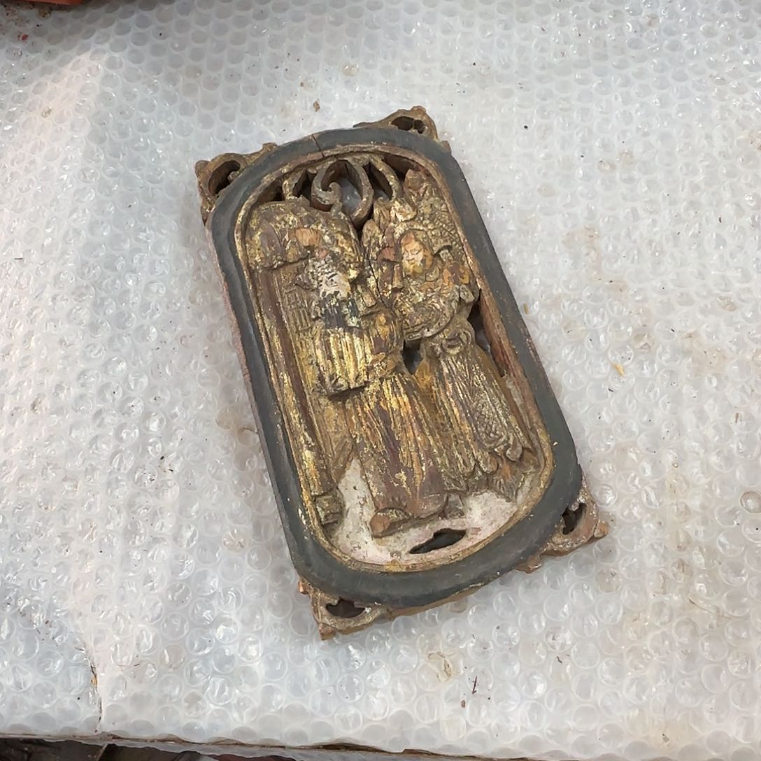 木德**制木雕等艺术作品的