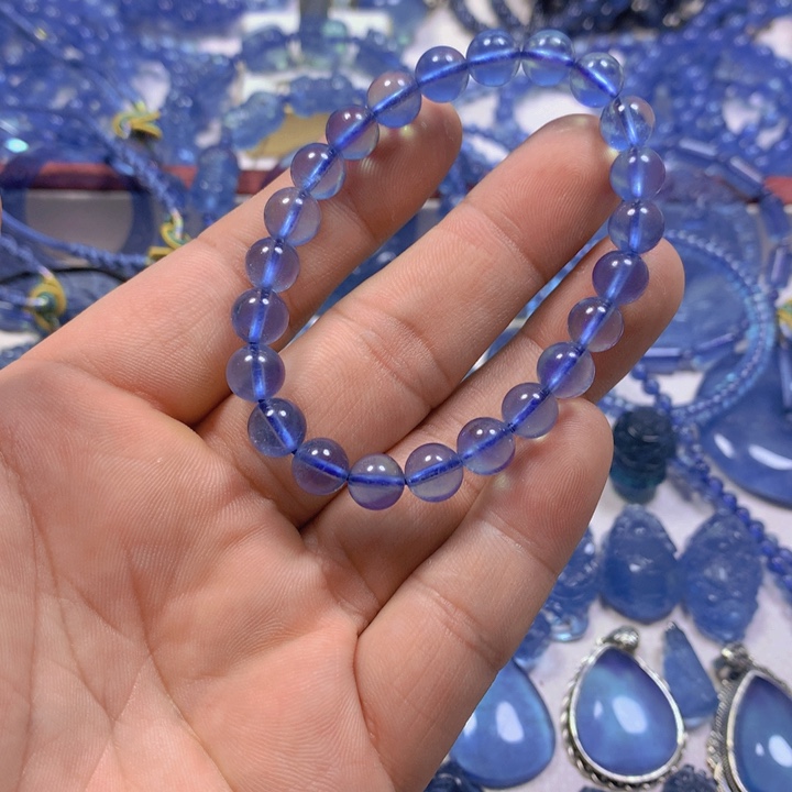 海蓝宝石颈饰银S925镶嵌风****?