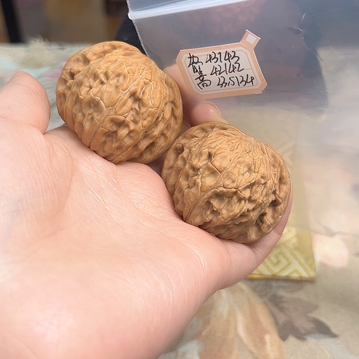 文玩核桃把件磨盘