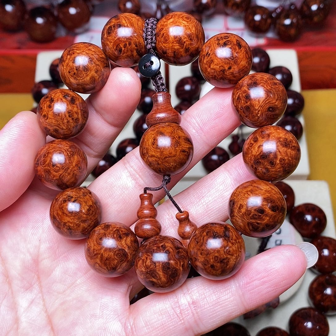 凡***景黄花梨/降香黄檀海南黄花梨