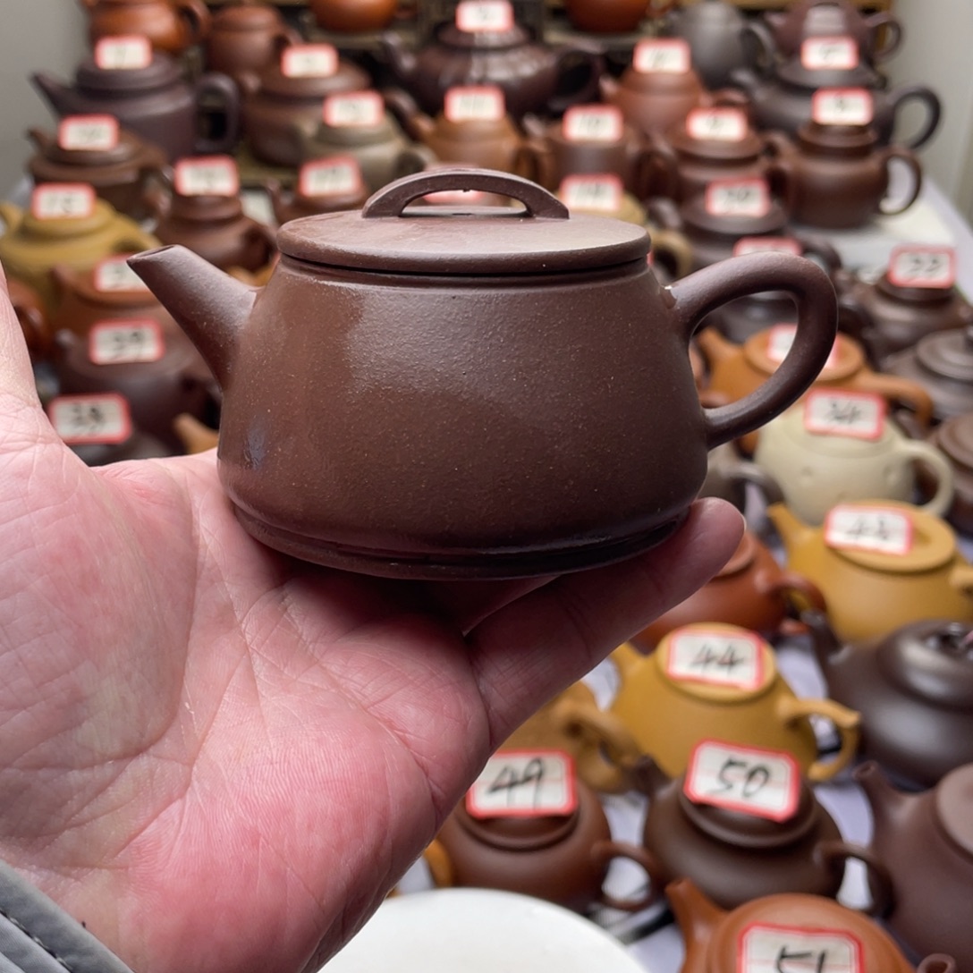 爱***周紫砂茶壶微瑕半手工
