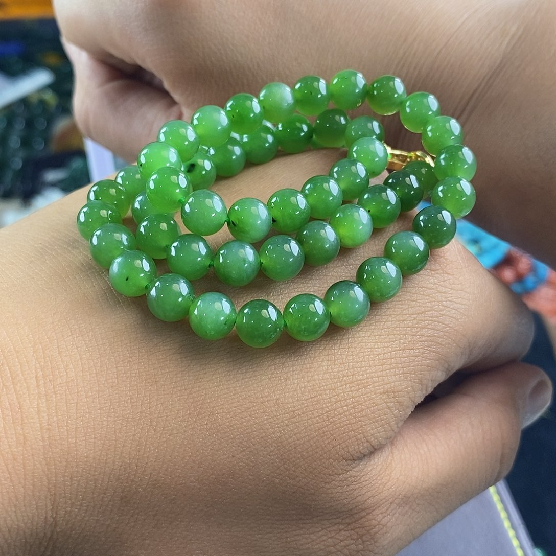 和田玉未镶嵌颈饰卡8