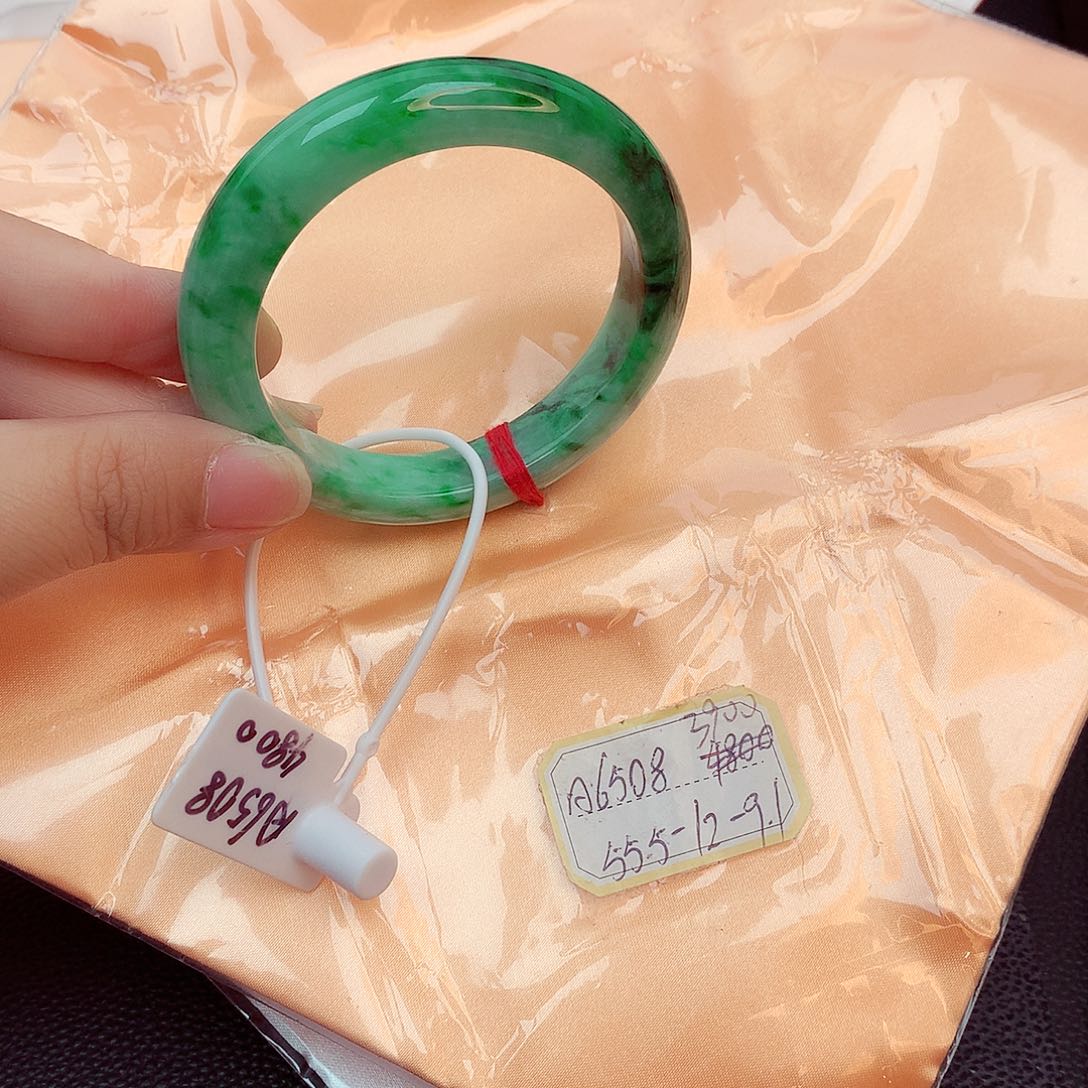 翡翠手镯未镶嵌天然缅甸翡翠A货