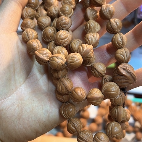 盖****李小龙纹小金豆11尺寸88个籽挂播手持