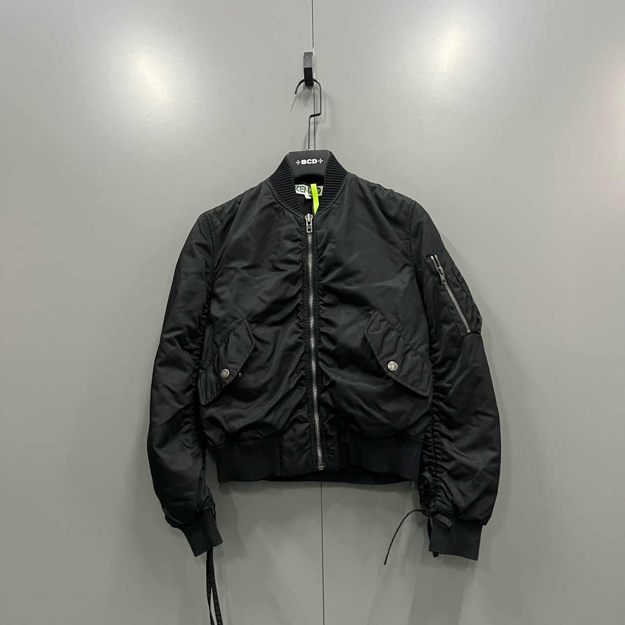 95新 KENZO/肯佐 （cc）黑色飞行员夹克外套 XS码/604137