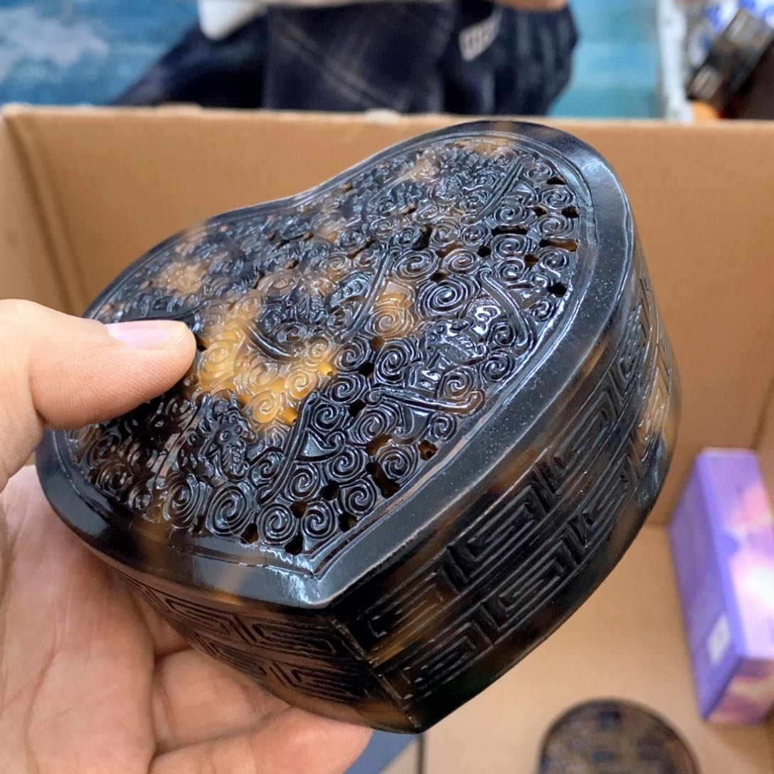 瓷片哈哈哈哈哈哈哈哈哈哈