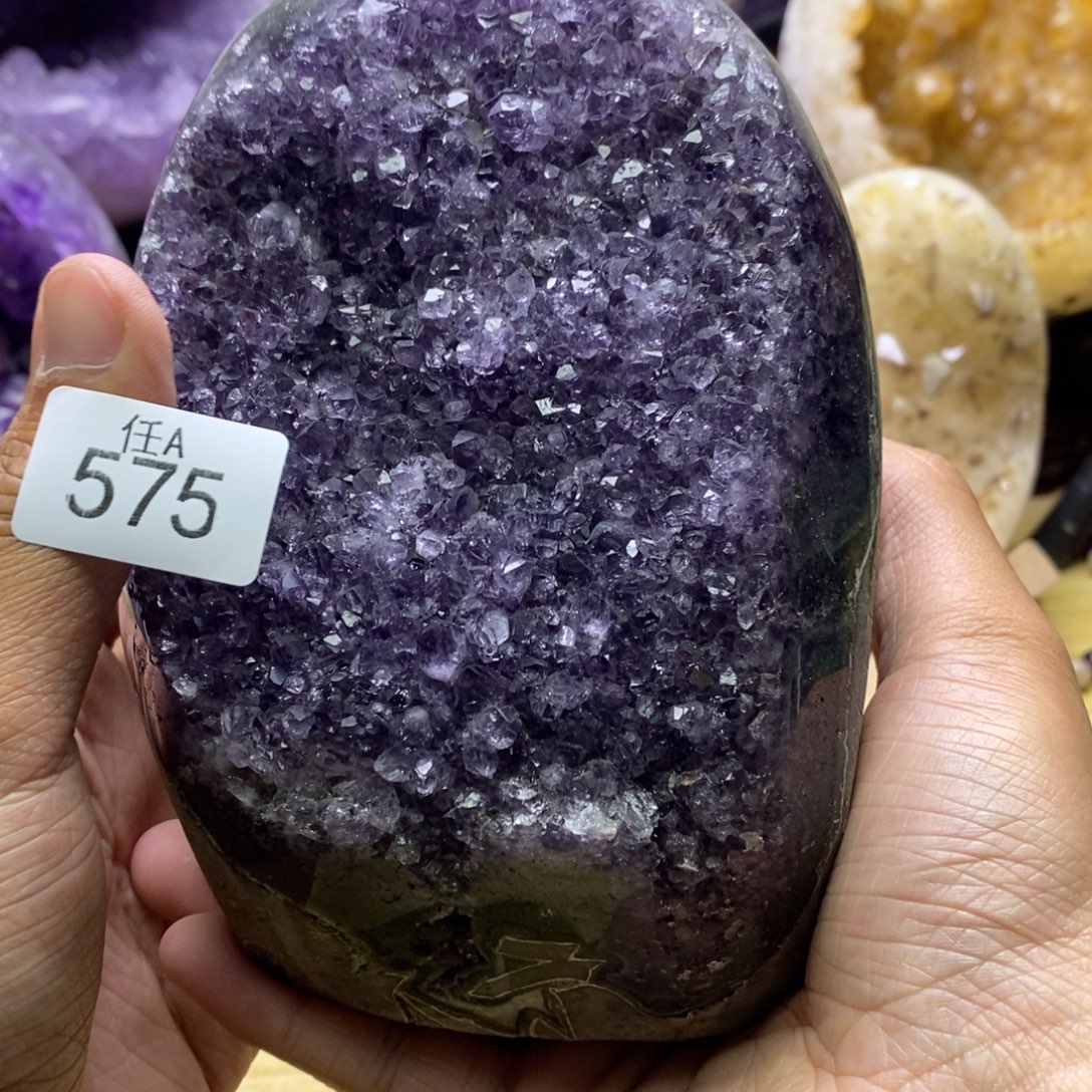 未镶嵌水晶大型摆件（非配饰）