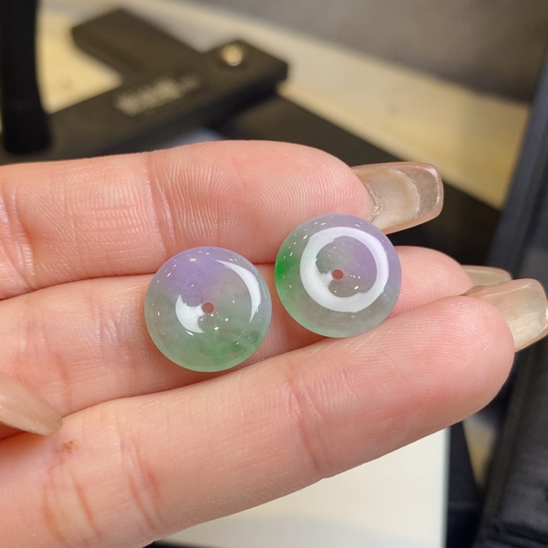 翡翠耳饰未镶嵌春彩平安扣