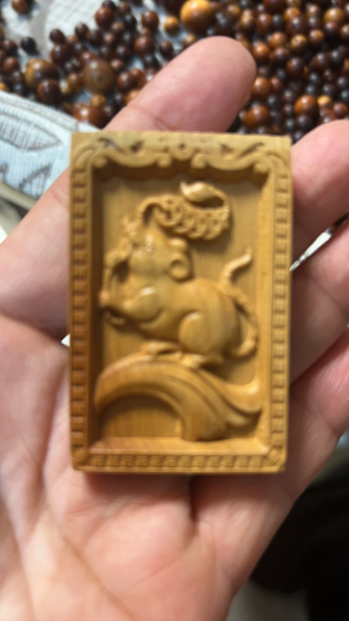 崖柏十二生肖平安牌鼠