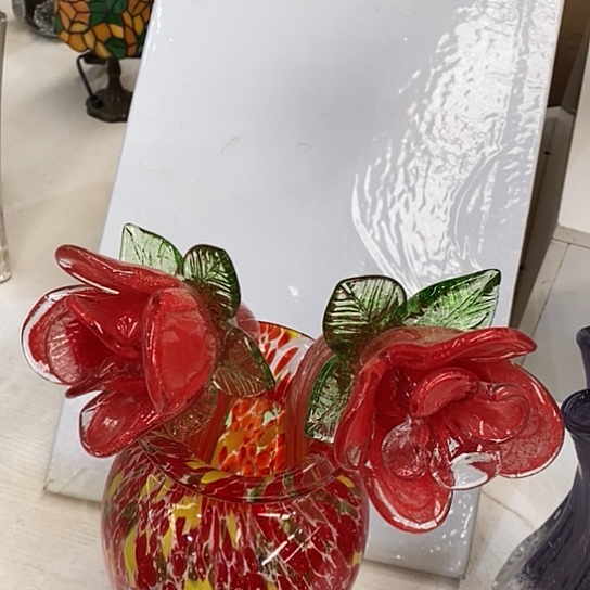 琉璃花瓶高40厘米宽9厘米