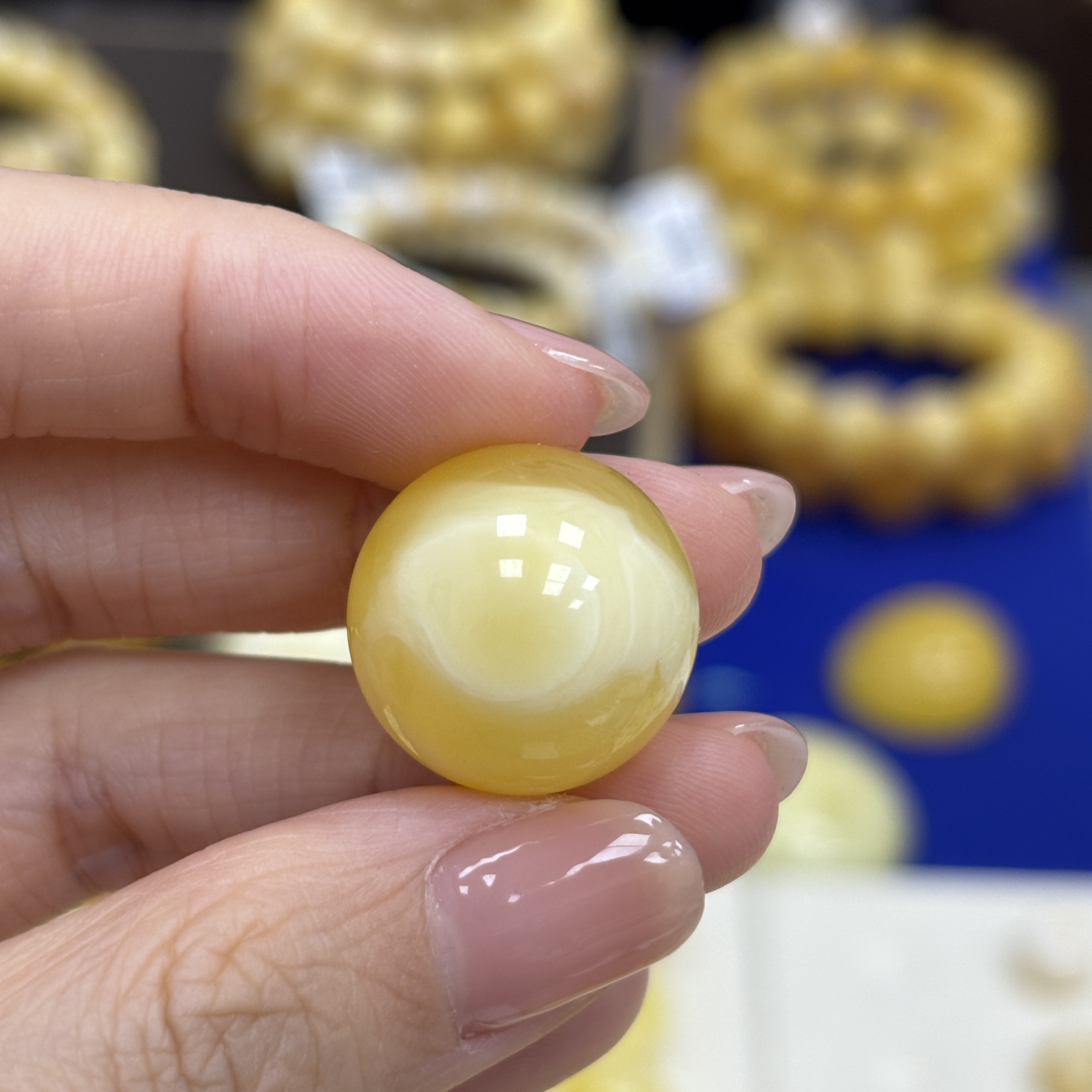 18.9mm 小妖珠宝天然原矿琥珀蜜蜡