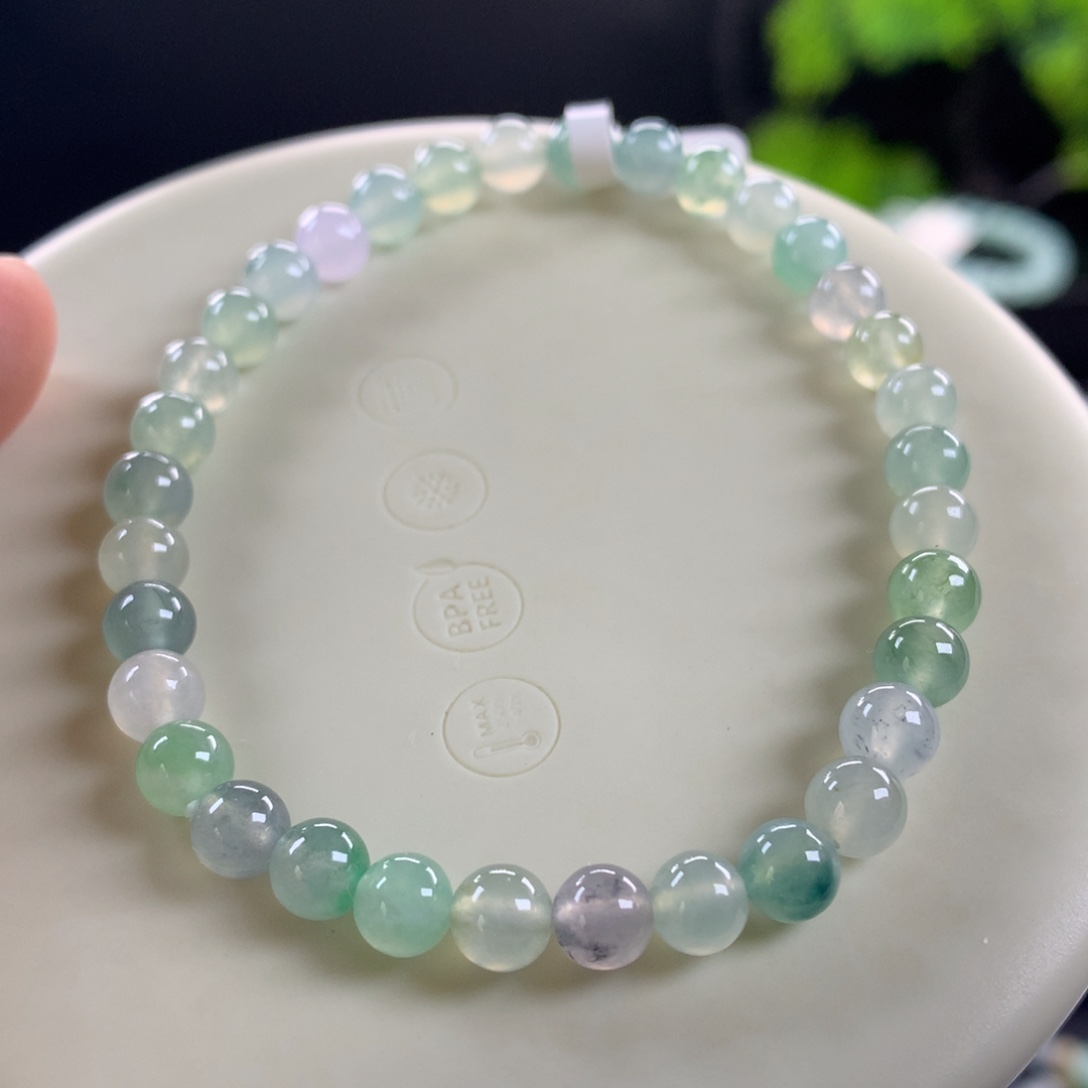 翡翠未镶嵌手链卡5.5