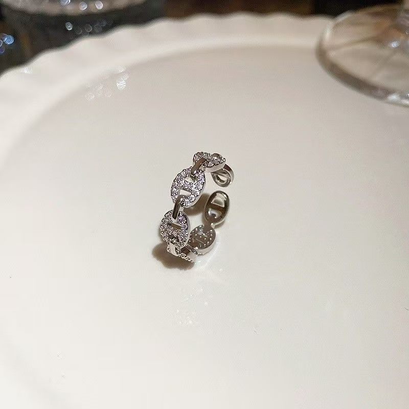钛钢锆石戒指 轻奢猪鼻子戒指女小众高级感独特设计开口食指戒b