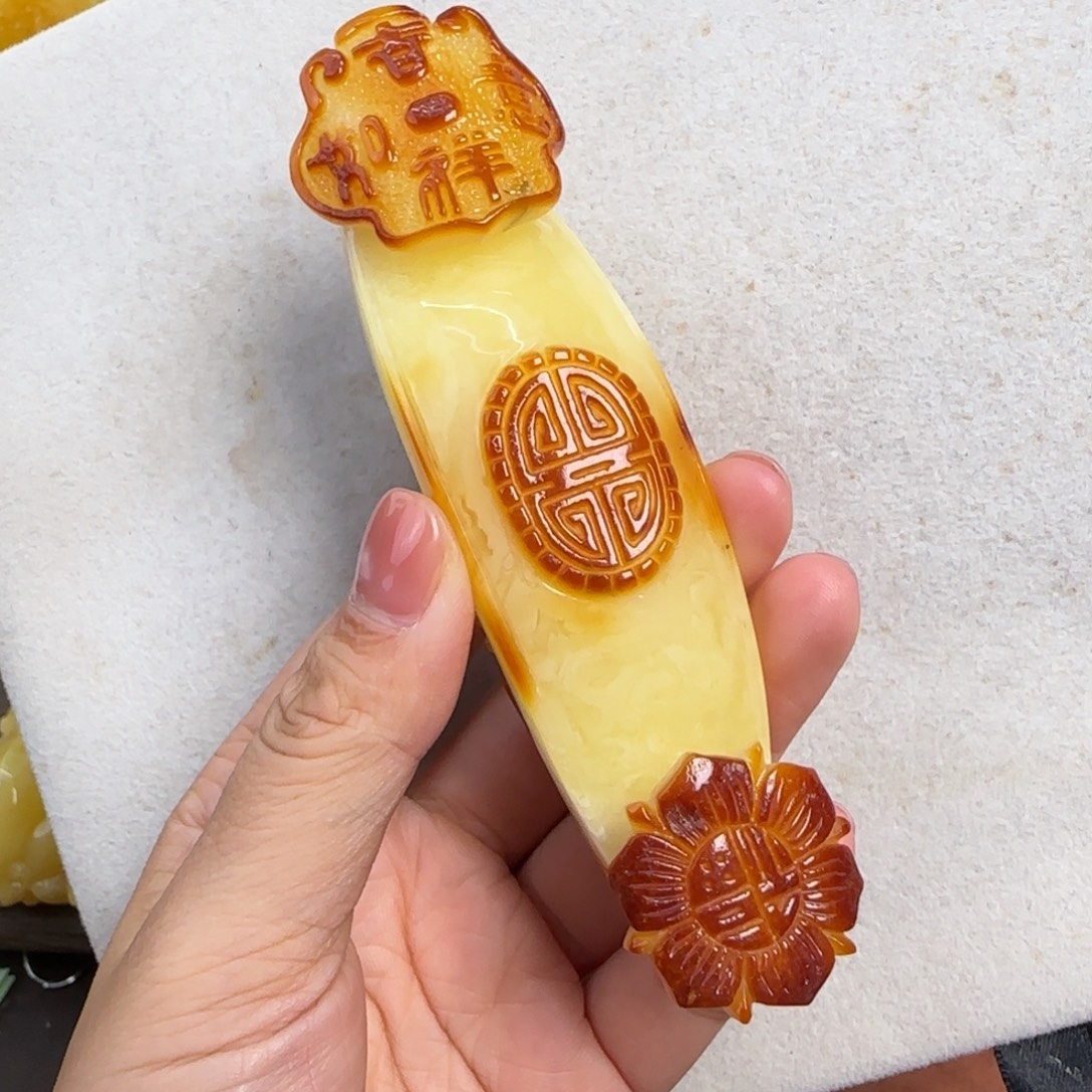蜜蜡未镶嵌珠宝奇石微瑕