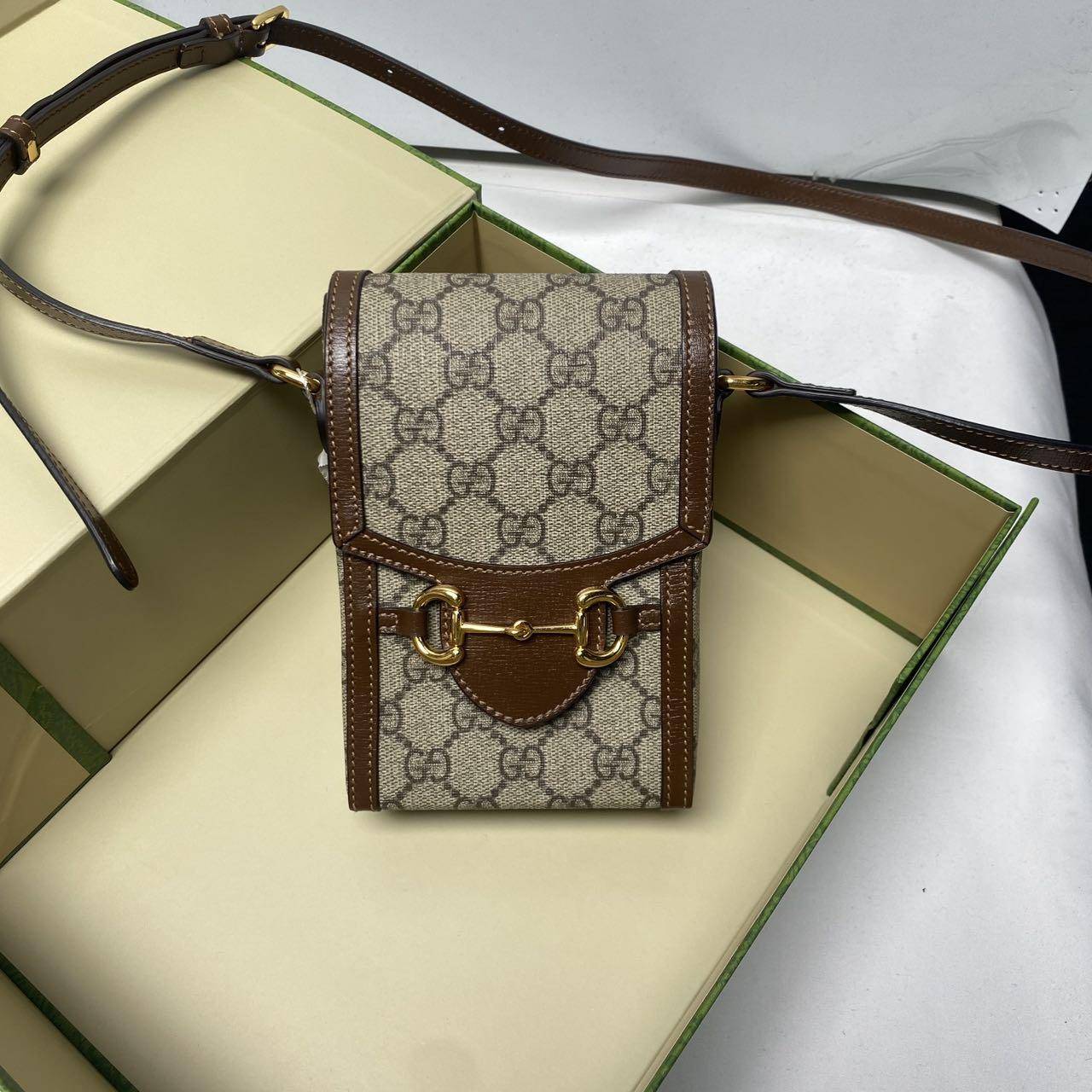 奥斯汀/古驰/95新/公价0/箱包/两用包/31B2506110070