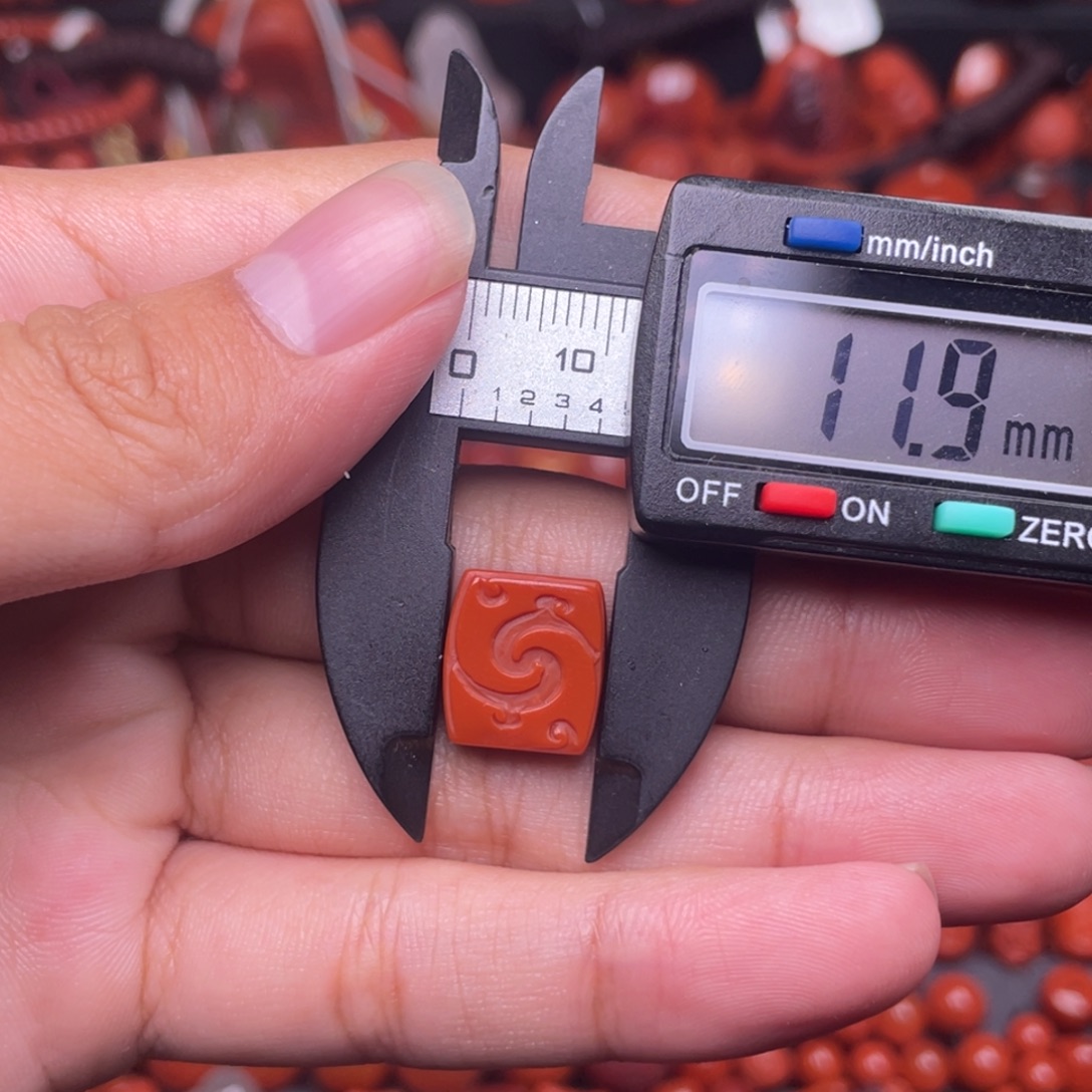 南红玛瑙未镶嵌配饰