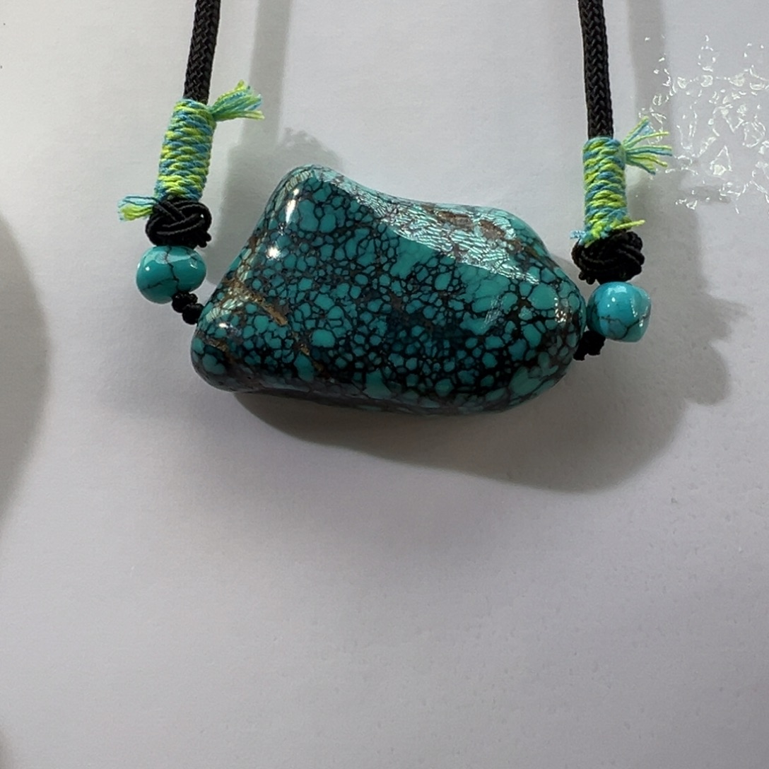 绿松石未镶嵌挂件