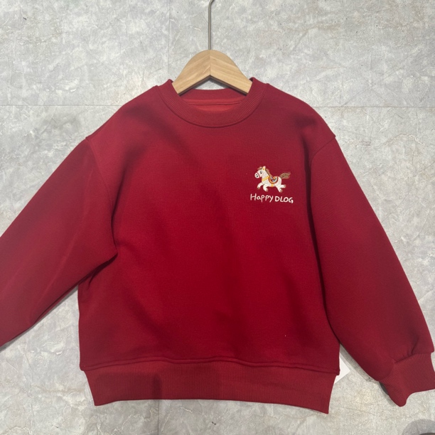 7378儿童常规刺绣小马卫衣