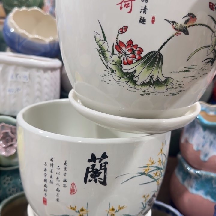 凑9块包邮，有孔，陶瓷花盆