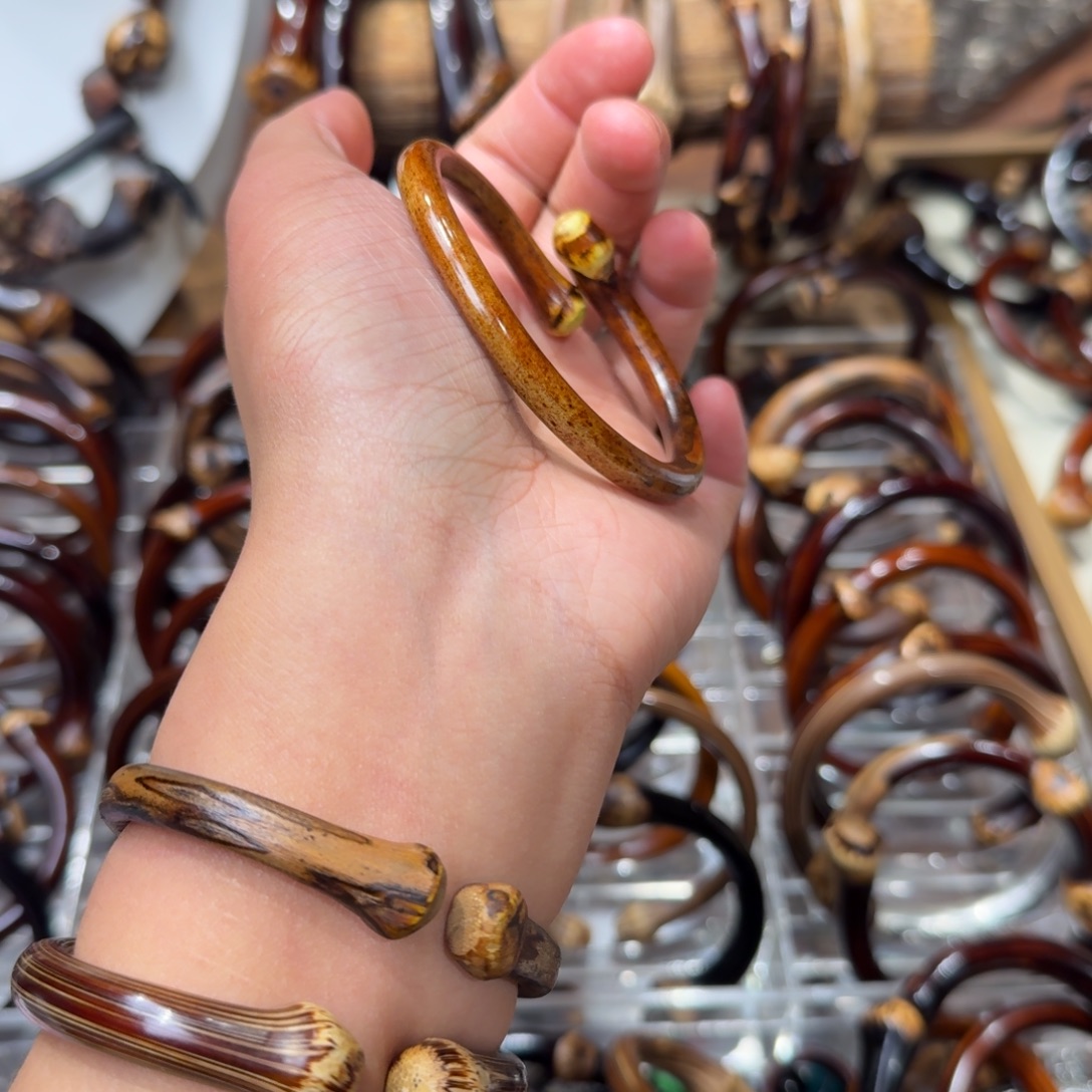 陀螺 鸡血阴藤漏价默认微瑕