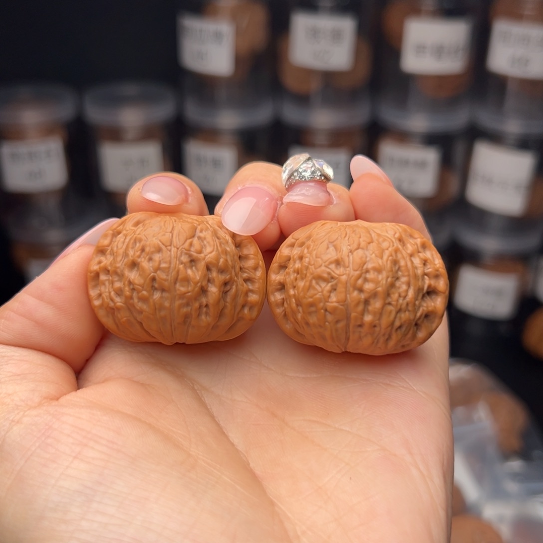 文玩核桃吊坠宁*宁铁锤