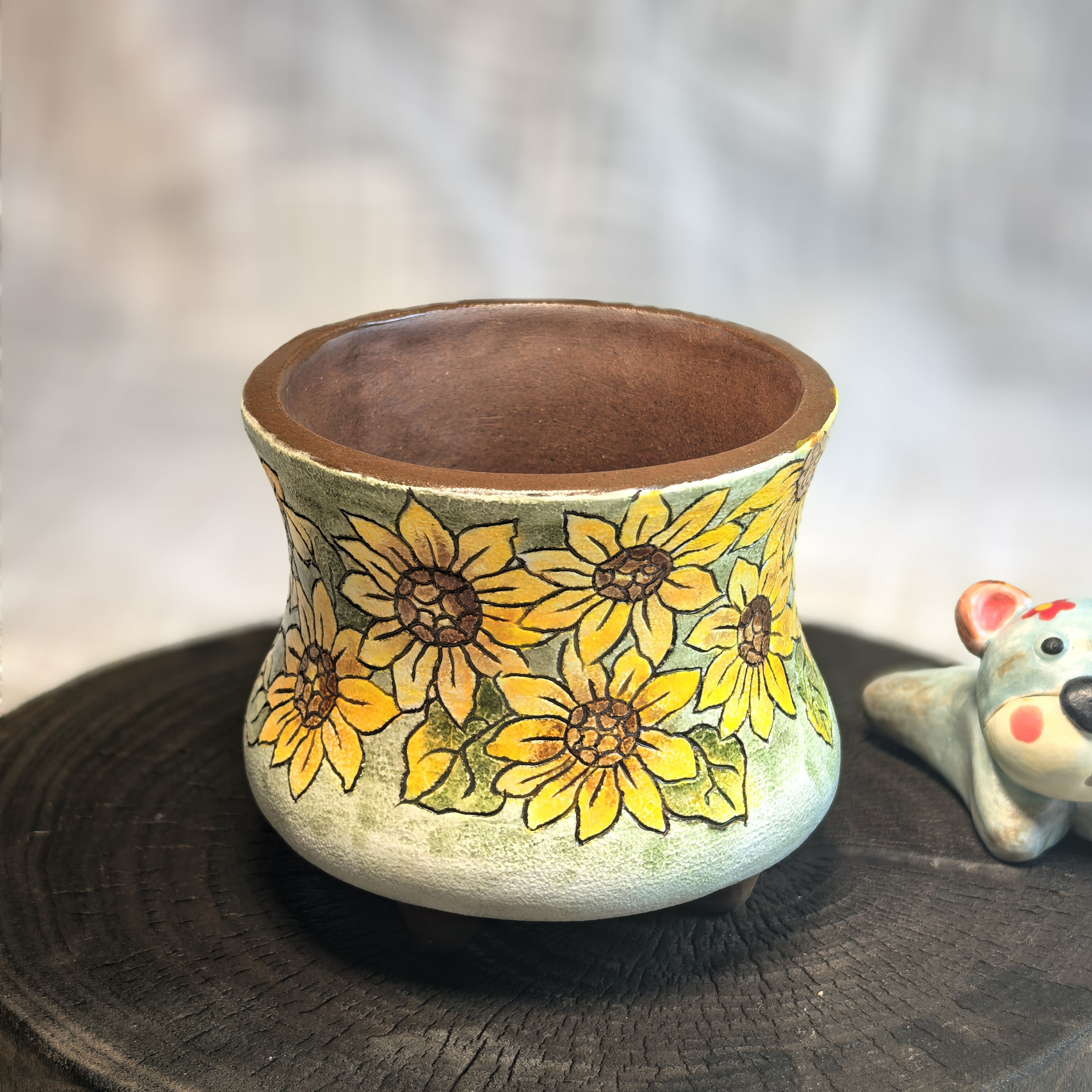 （公主釉烧花器）手捏多肉花盆，口7.5高7.5.手工制作会有不平整