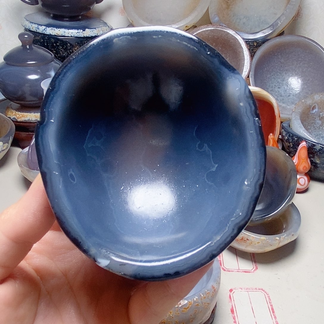 米***多玛瑙/玉髓未镶嵌，