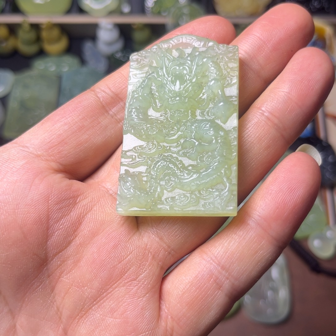 蛇纹石玉未镶嵌吊坠(不含链)