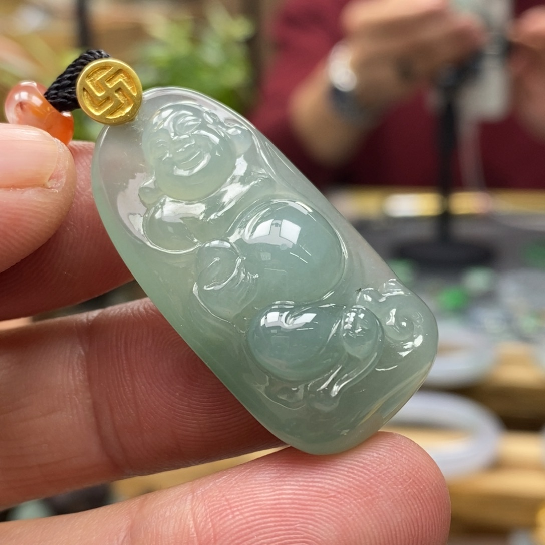 翡翠颈饰18K金镶嵌挂件