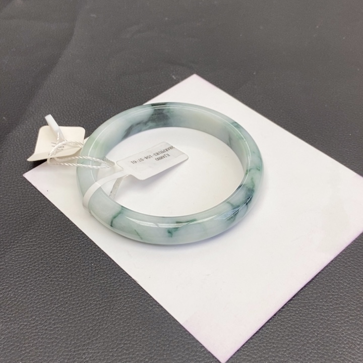 翡翠手镯未镶嵌杨*毛61-62正圈