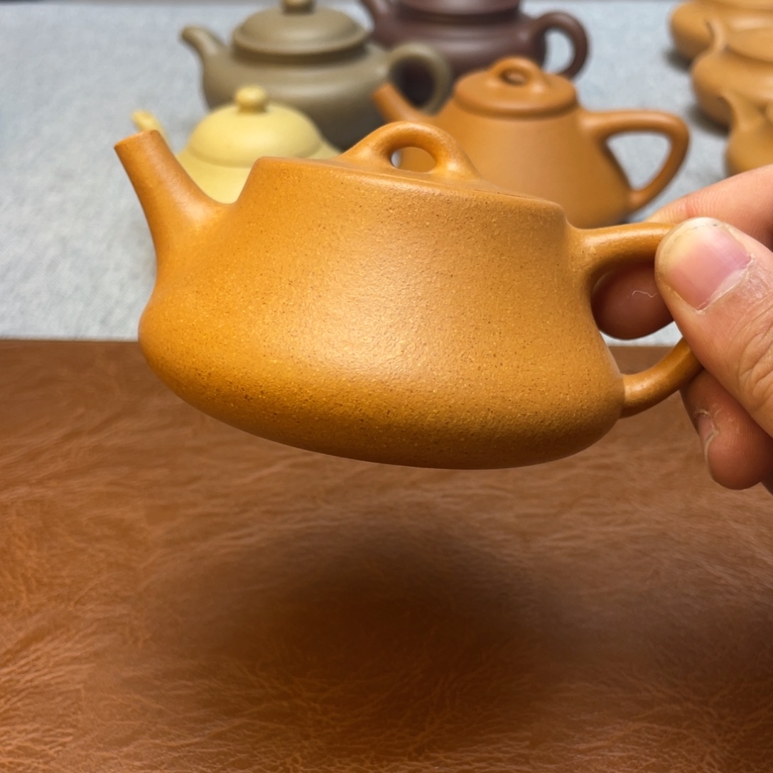 紫砂茶壶赵*半手础瓢