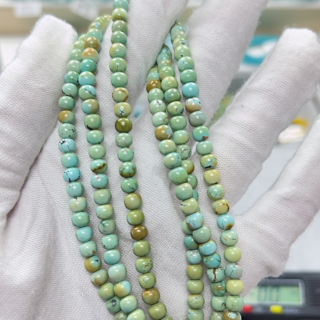 绿松石绿松石未镶嵌