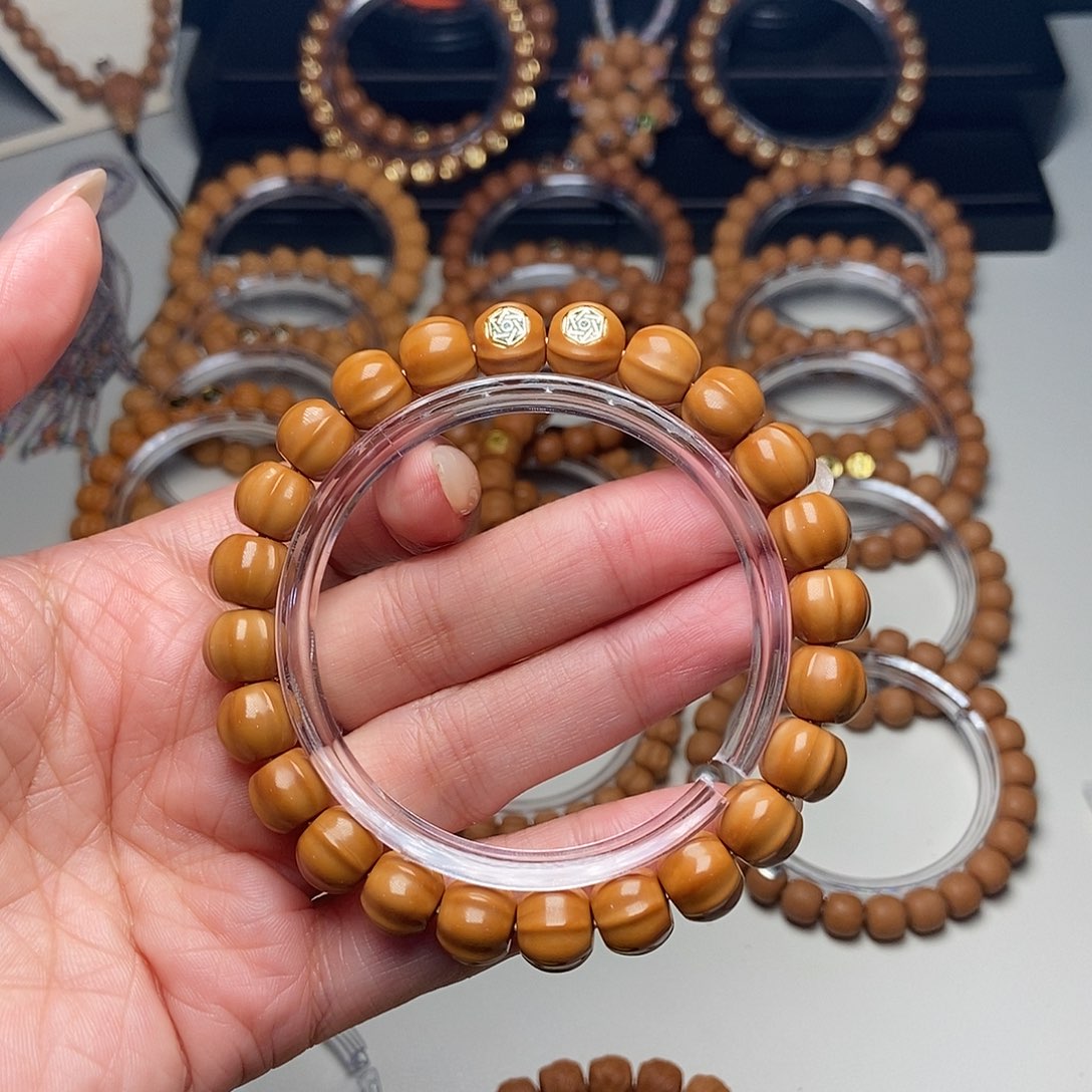 手串猴头核桃全品双标高抛鲨鱼鳍尺寸10左右