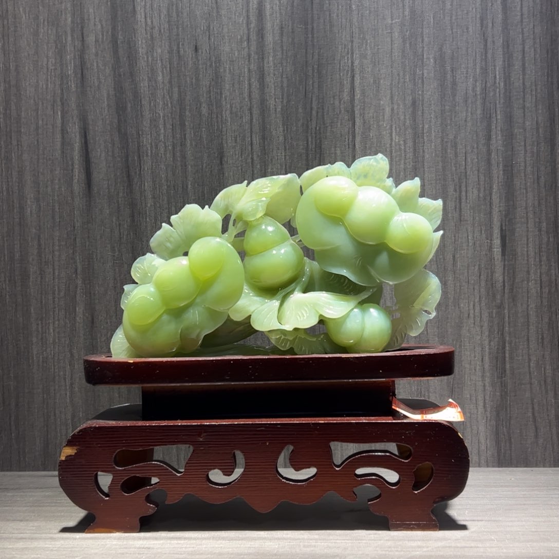 蛇纹石玉（覆膜）珠宝奇石未镶嵌