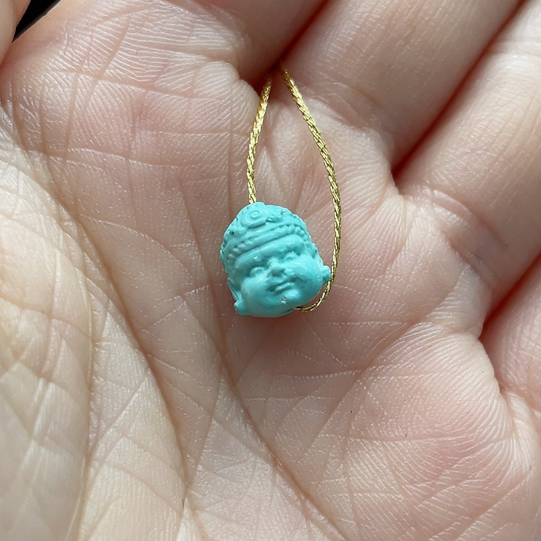 绿松石颈饰未镶嵌