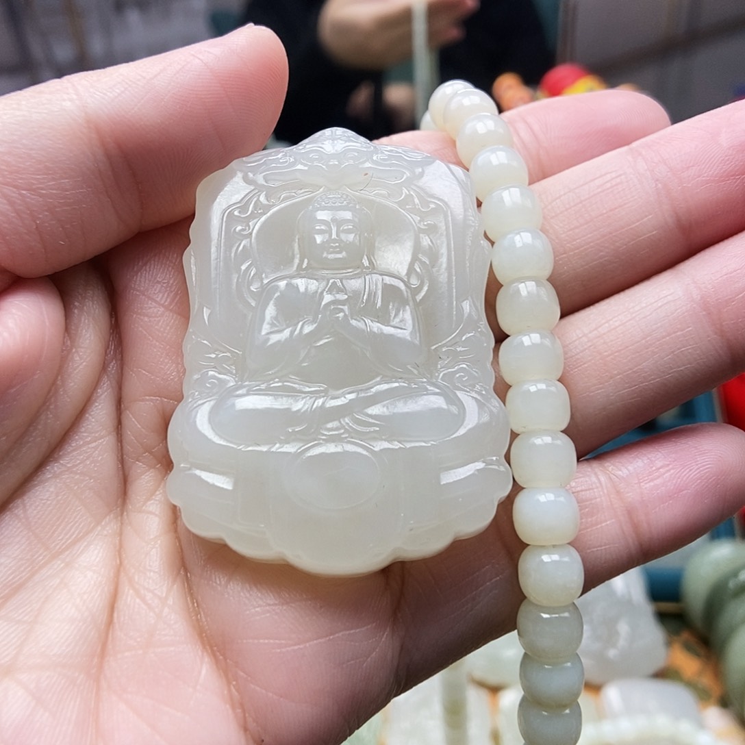 和田玉颈饰未镶嵌用****2