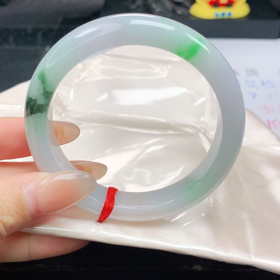 未镶嵌手镯翡翠正