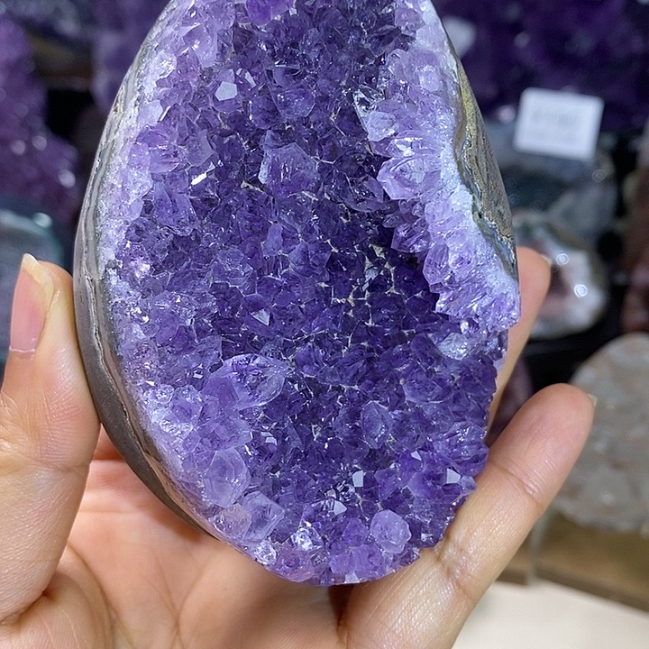紫晶大型摆件（非配饰）未镶嵌