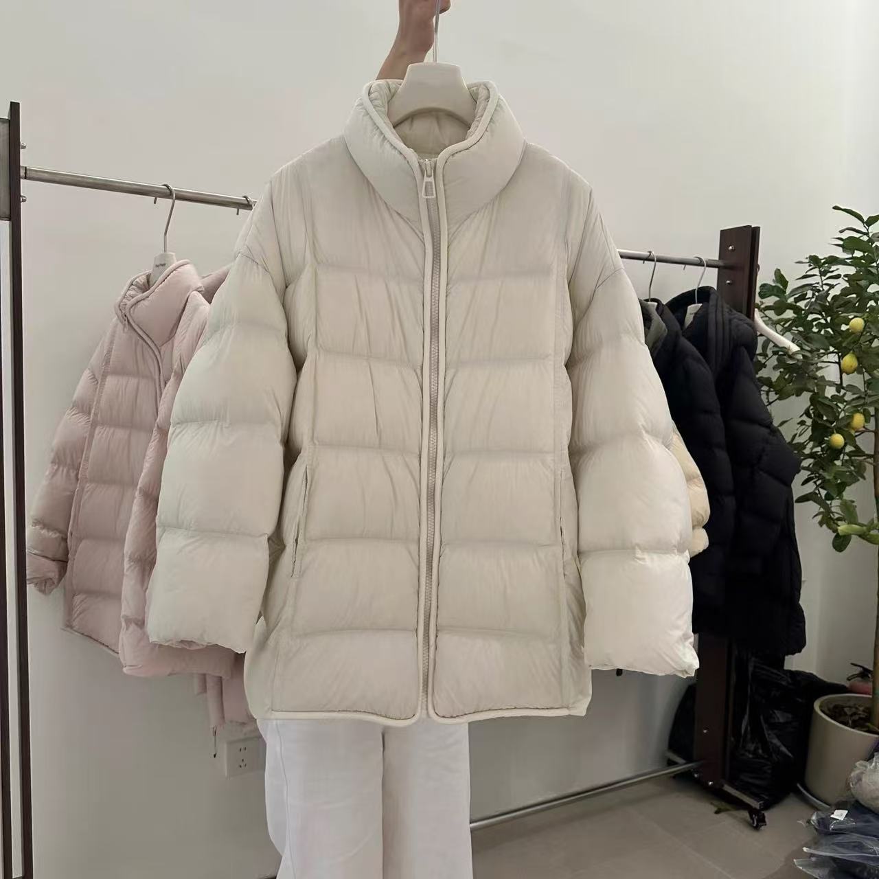 『雨美 Show』6709时尚百搭立领中款棉服